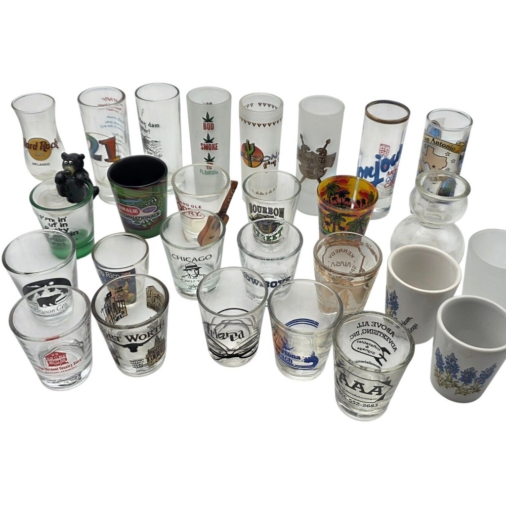 Lot of 25 Vintage Souvenir Shot Glasses Hard Rock Cafe Grand Ole Opry Travel H4